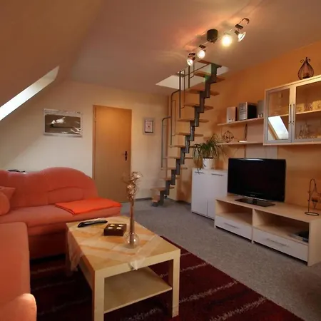 Apartamento Mit Garten- Grill Und Terrasse By Interhome *